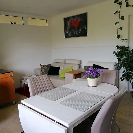 Peace Quiet And Good Energy 度假居 *